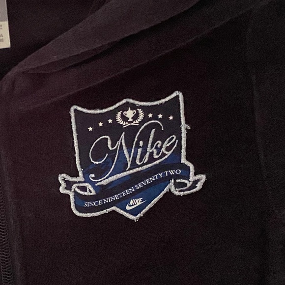 Rare Vintage Nike Velvet Sportswear - Picture 3 of 7